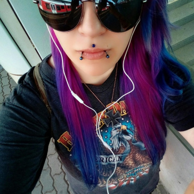 Profil von LYNN986